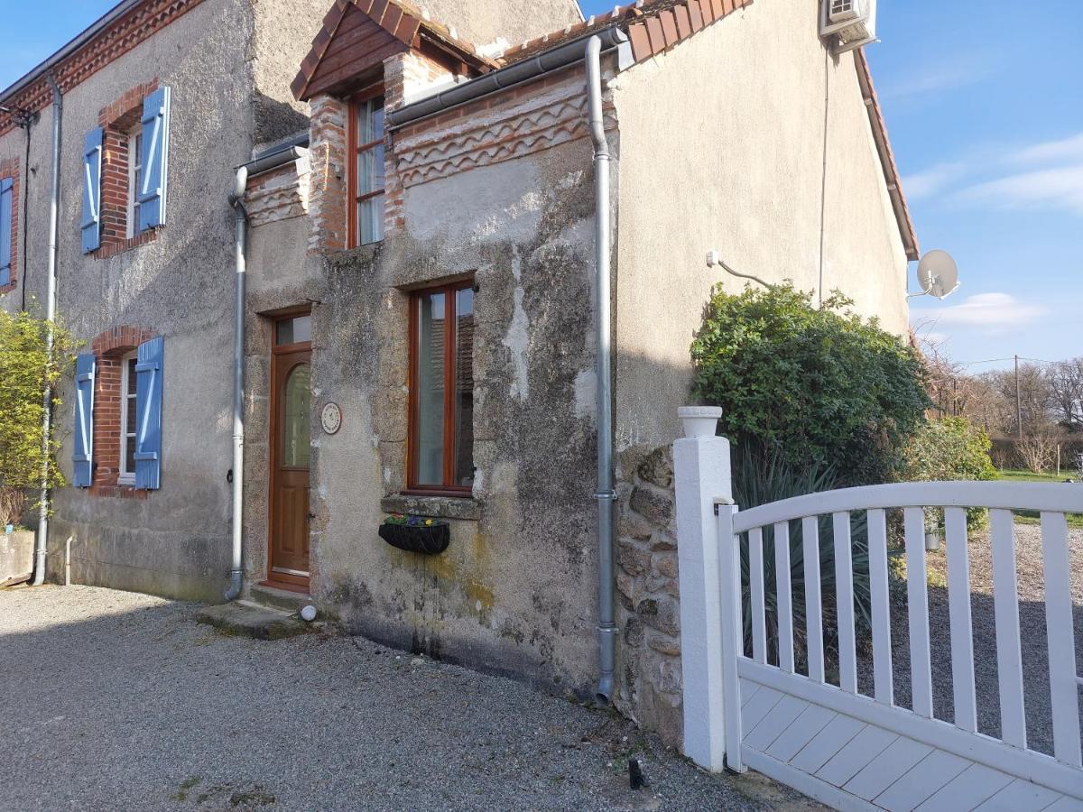 Gite Du Grand Chene Saint-Léger-Magnazeix Kültér fotó